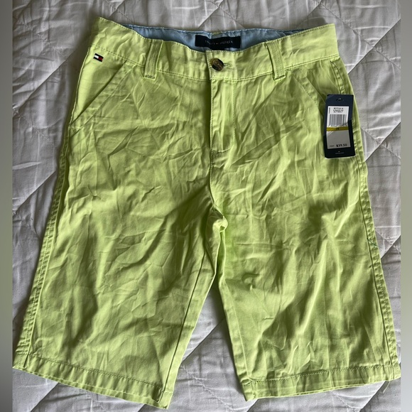 Tommy Hilfiger Men's Lime Green Shorts - Picture 1 of 3